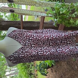 Adrienne White With Red And Black Animal Print V-neck Sleeveless Blouse Size S